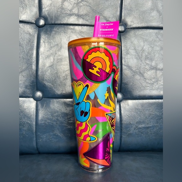 New Starbucks Summer 2023 Tom Singleton Pride Pink 24oz Venti Tumbler Co… - Picture 2 of 4
